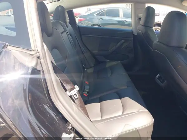 5YJ3E1EA8PF555103 2023 TESLA MODEL 3 - Image 8
