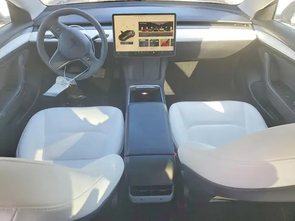 5YJ3E1EA8PF559135 2023 TESLA MODEL 3 - Image 8