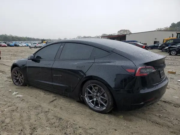 5YJ3E1EA8PF561466 2023 TESLA MODEL 3 - Image 2