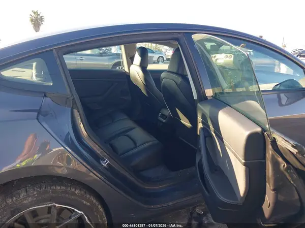 5YJ3E1EA8PF561600 2023 TESLA MODEL 3 - Image 8