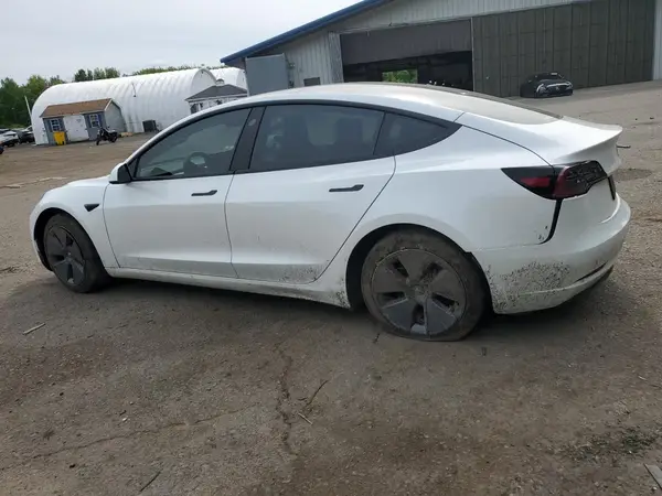 5YJ3E1EA8PF563010 2023 TESLA MODEL 3 - Image 2