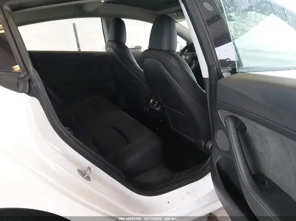 5YJ3E1EA8PF565050 2023 TESLA MODEL 3 - Image 8