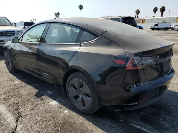 5YJ3E1EA8PF565520 2023 TESLA MODEL 3 - Image 2