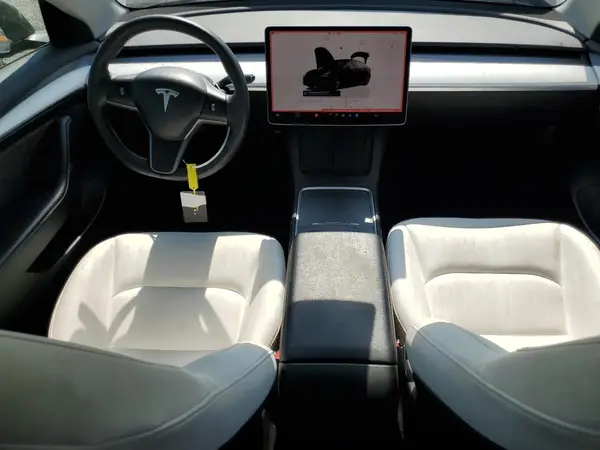 5YJ3E1EA8PF565520 2023 TESLA MODEL 3 - Image 8