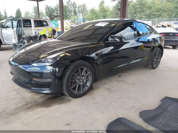 5YJ3E1EA8PF567185 2023 TESLA MODEL 3 - Image 2