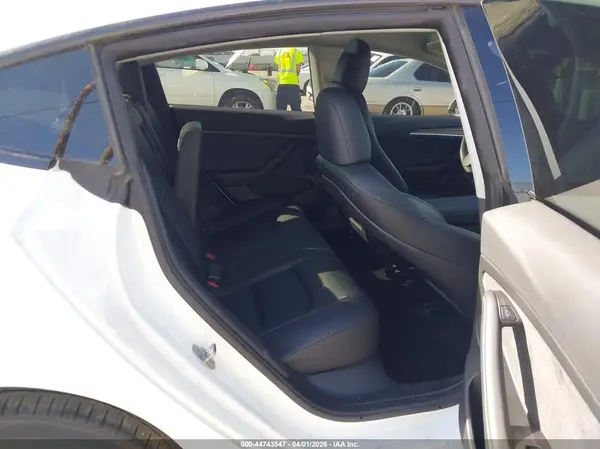 5YJ3E1EA8PF569941 2023 TESLA MODEL 3 - Image 8