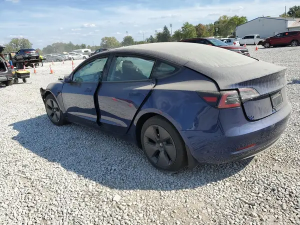 5YJ3E1EA8PF575268 2023 TESLA MODEL 3 - Image 2
