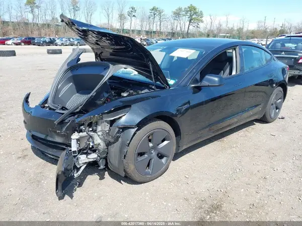 5YJ3E1EA8PF579384 2023 TESLA MODEL 3 - Image 2