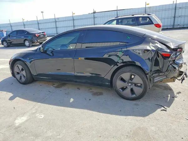 5YJ3E1EA8PF583404 2023 TESLA MODEL 3 - Image 2