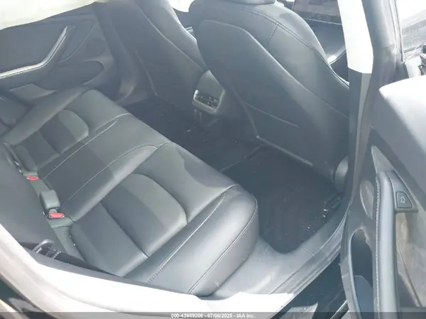 5YJ3E1EA8PF585041 2023 TESLA MODEL 3 - Image 8