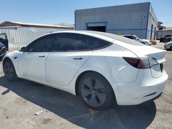 5YJ3E1EA8PF588599 2023 TESLA MODEL 3 - Image 2