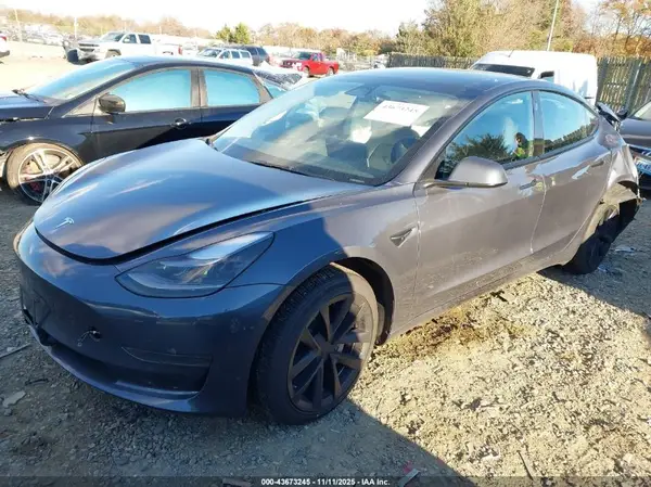 5YJ3E1EA8PF588845 2023 TESLA MODEL 3 - Image 2