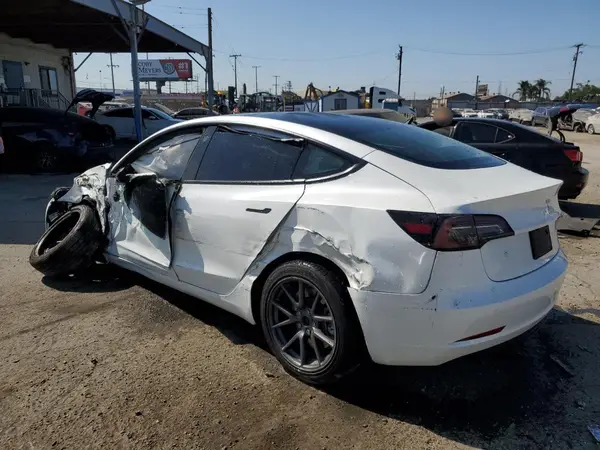 5YJ3E1EA8PF589655 2023 TESLA MODEL 3 - Image 2