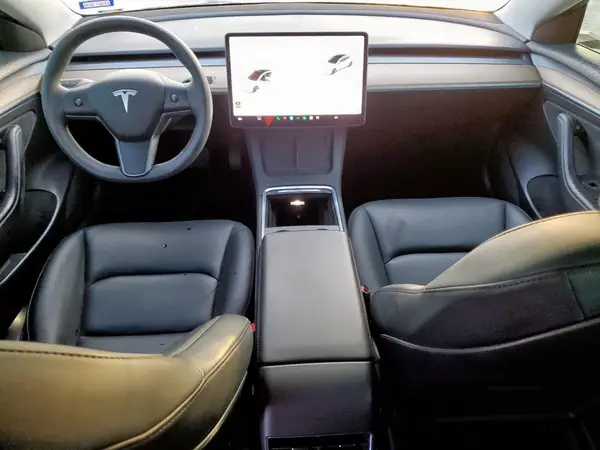 5YJ3E1EA8PF590482 2023 TESLA MODEL 3 - Image 8