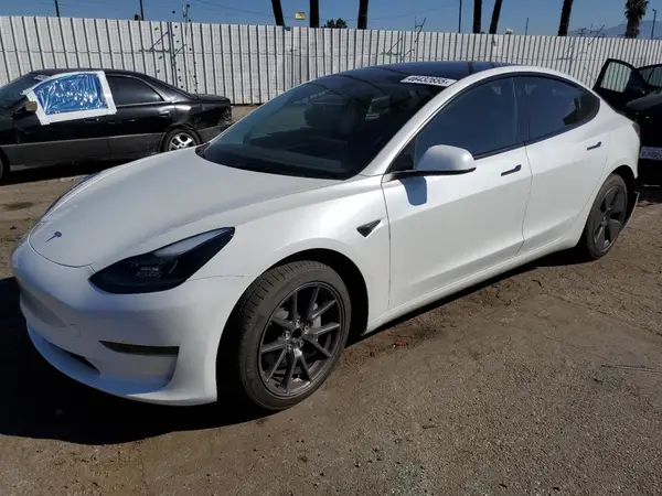 5YJ3E1EA8PF598114 2023 TESLA MODEL 3 - Image 1