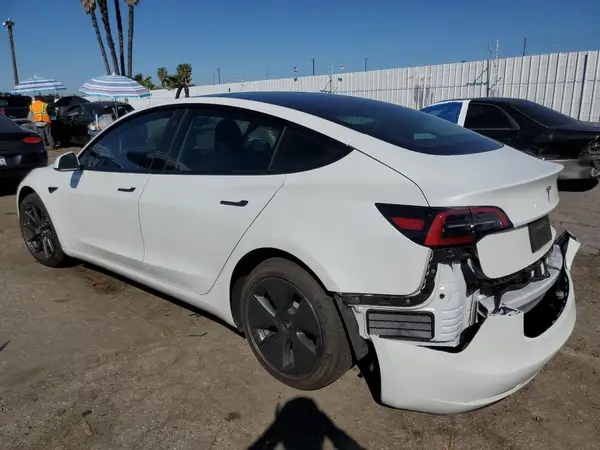 5YJ3E1EA8PF598114 2023 TESLA MODEL 3 - Image 2