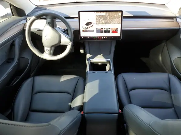 5YJ3E1EA8PF598114 2023 TESLA MODEL 3 - Image 8