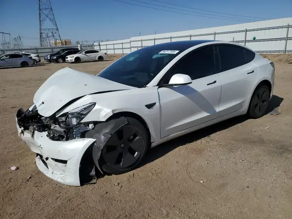 5YJ3E1EA8PF598940 2023 TESLA MODEL 3 - Image 1