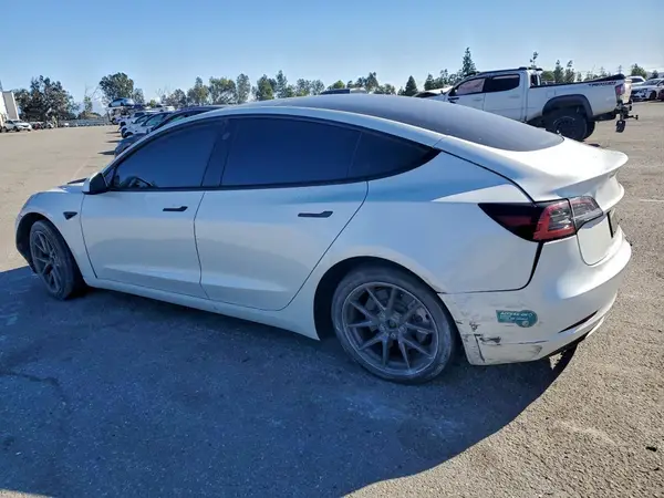5YJ3E1EA8PF599179 2023 TESLA MODEL 3 - Image 2