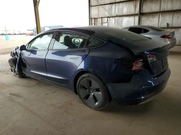 5YJ3E1EA8PF607524 2023 TESLA MODEL 3 - Image 2