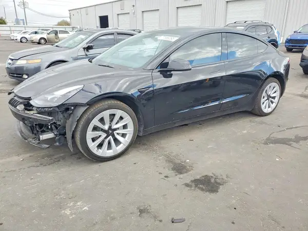 5YJ3E1EA8PF608673 2023 TESLA MODEL 3 - Image 1