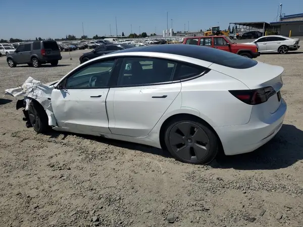 5YJ3E1EA8PF612075 2023 TESLA MODEL 3 - Image 2