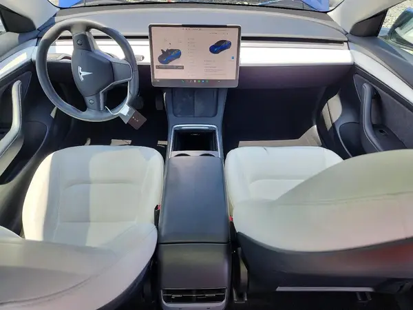 5YJ3E1EA8PF614909 2023 TESLA MODEL 3 - Image 8