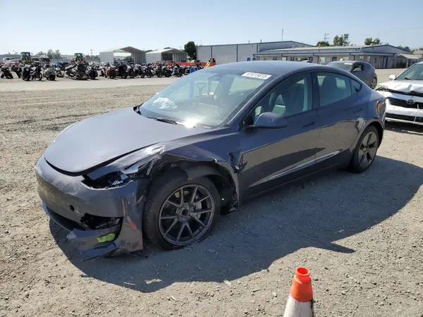 5YJ3E1EA8PF615722 2023 TESLA MODEL 3 - Image 1