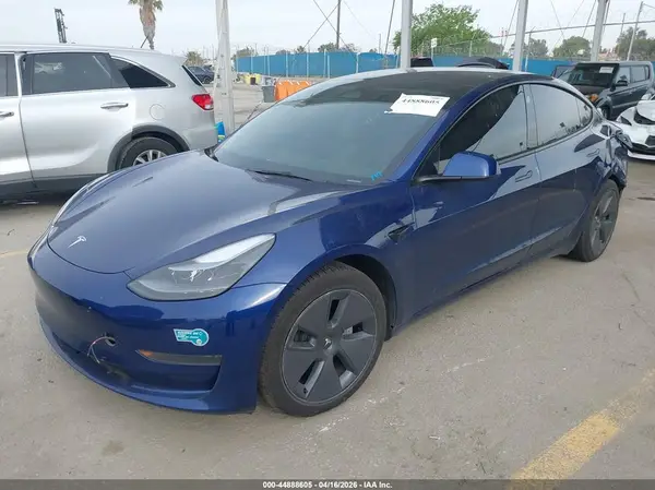 5YJ3E1EA8PF617311 2023 TESLA MODEL 3 - Image 2