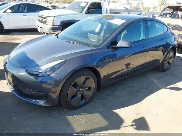 5YJ3E1EA8PF617986 2023 TESLA MODEL 3 - Image 2