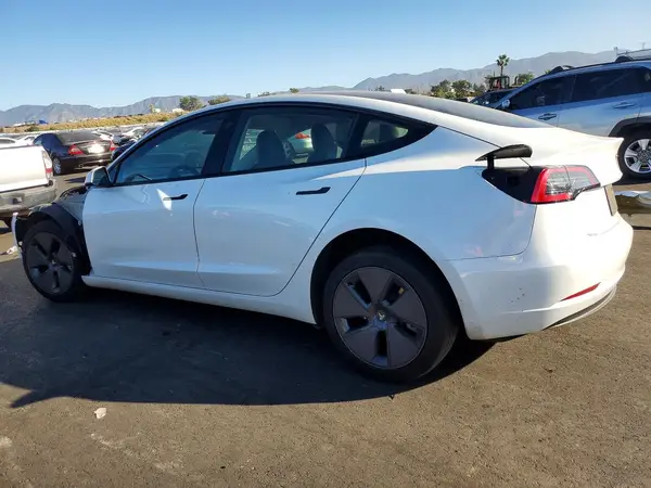 5YJ3E1EA8PF618491 2023 TESLA MODEL 3 - Image 2