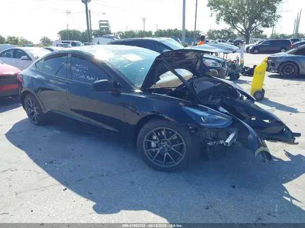 5YJ3E1EA8PF620239 2023 TESLA MODEL 3 - Image 1