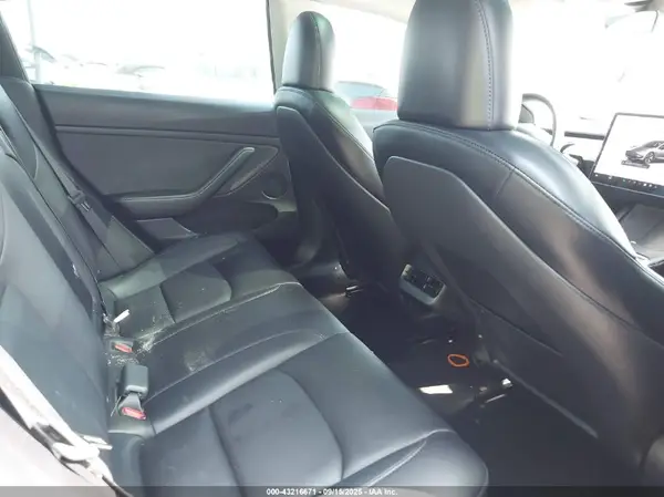 5YJ3E1EA8PF624596 2023 TESLA MODEL 3 - Image 8