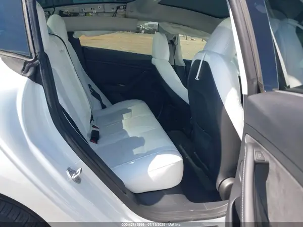 5YJ3E1EA8PF625103 2023 TESLA MODEL 3 - Image 8
