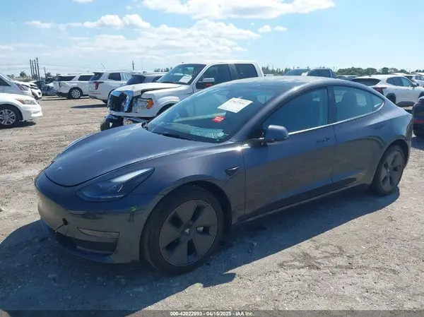 5YJ3E1EA8PF626235 2023 TESLA MODEL 3 - Image 2