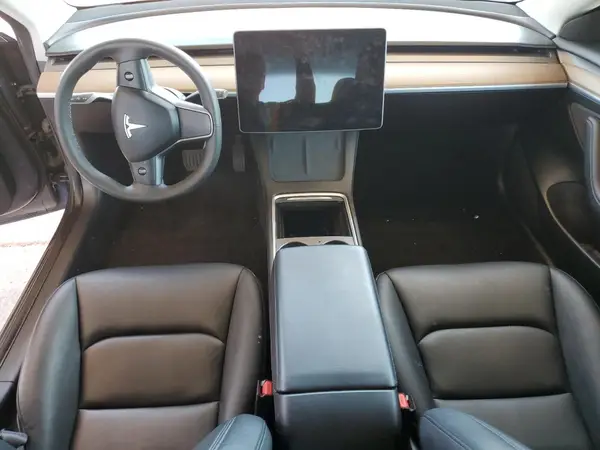 5YJ3E1EA8PF637994 2023 TESLA MODEL 3 - Image 8