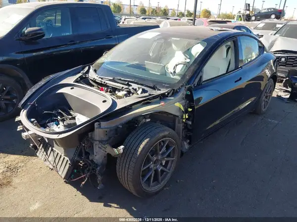 5YJ3E1EA8PF639423 2023 TESLA MODEL 3 - Image 2