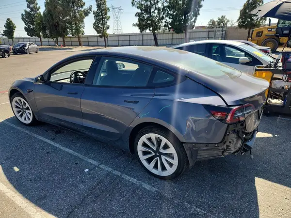 5YJ3E1EA8PF640314 2023 TESLA MODEL 3 - Image 2