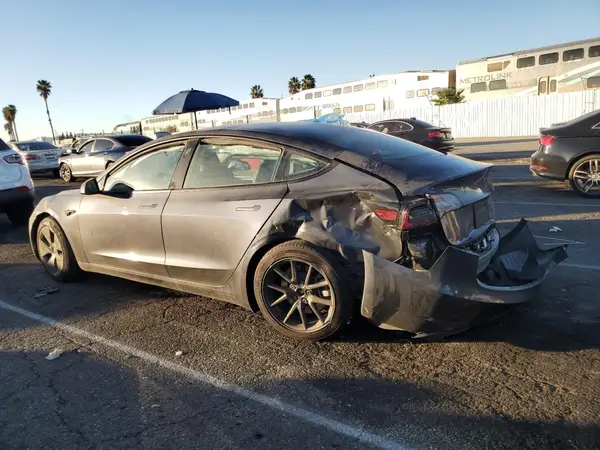 5YJ3E1EA8PF644539 2023 TESLA MODEL 3 - Image 2