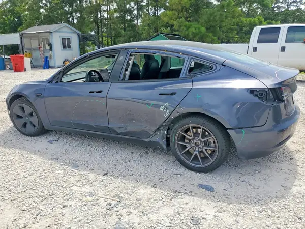 5YJ3E1EA8PF645027 2023 TESLA MODEL 3 - Image 2