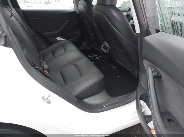 5YJ3E1EA8PF652351 2023 TESLA MODEL 3 - Image 8