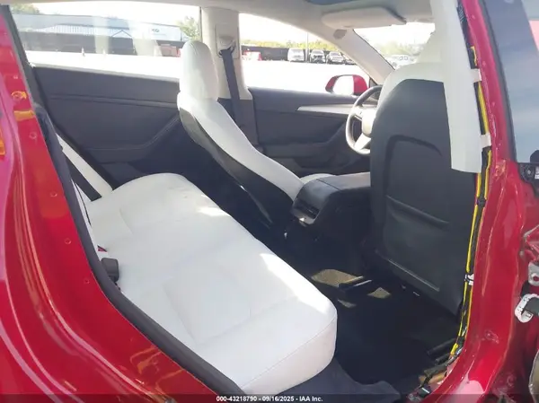 5YJ3E1EA8PF654746 2023 TESLA MODEL 3 - Image 8