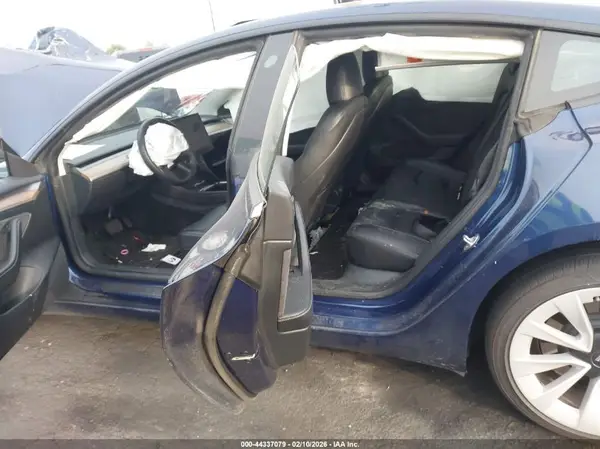 5YJ3E1EA8PF654777 2023 TESLA MODEL 3 - Image 8