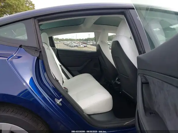 5YJ3E1EA8PF655394 2023 TESLA MODEL 3 - Image 8