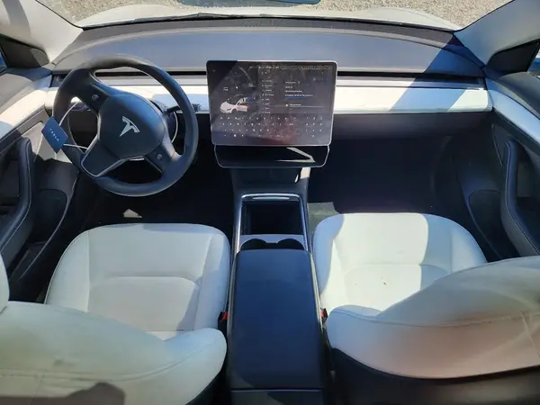 5YJ3E1EA8PF655654 2023 TESLA MODEL 3 - Image 8