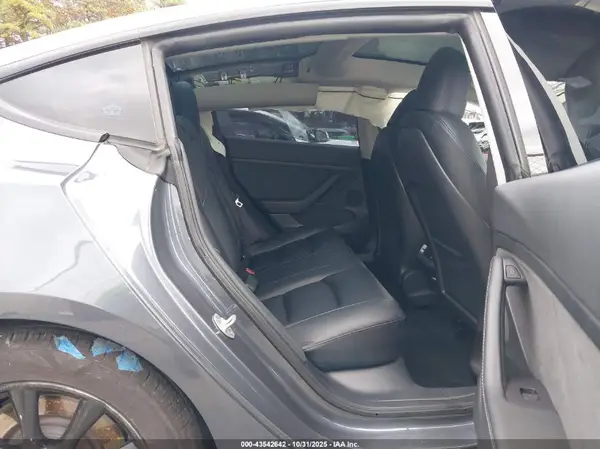5YJ3E1EA8PF656092 2023 TESLA MODEL 3 - Image 8