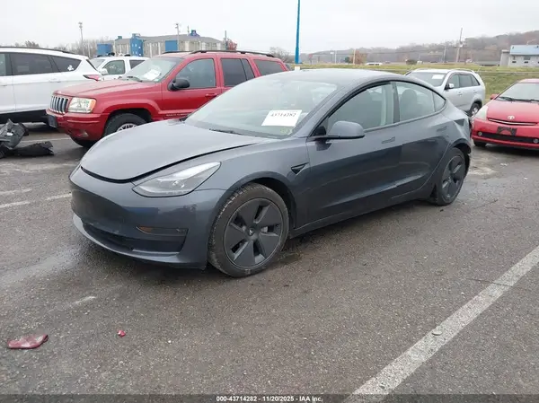5YJ3E1EA8PF656299 2023 TESLA MODEL 3 - Image 2