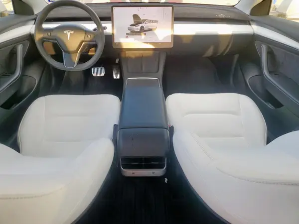 5YJ3E1EA8PF658036 2023 TESLA MODEL 3 - Image 8