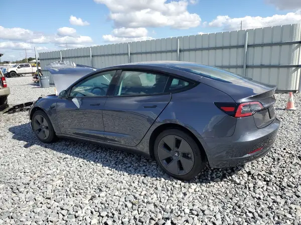 5YJ3E1EA8PF658747 2023 TESLA MODEL 3 - Image 2