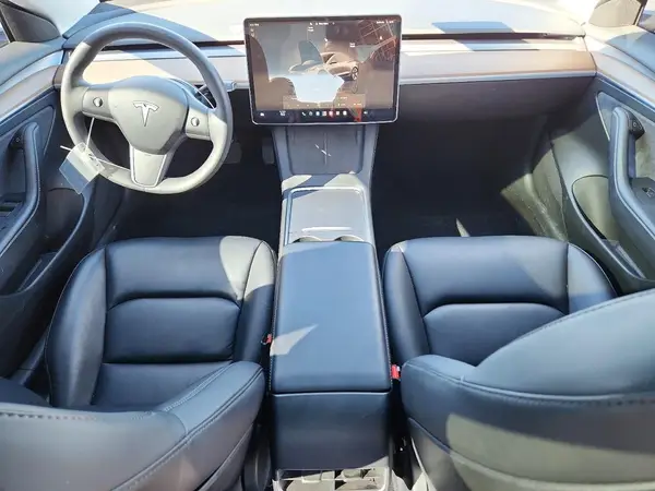 5YJ3E1EA8PF659090 2023 TESLA MODEL 3 - Image 8